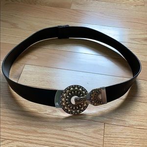 NWOT Chico’s adjustable belt